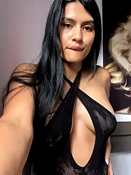 juliana1920 online show from November 2025 08:25:02 PM