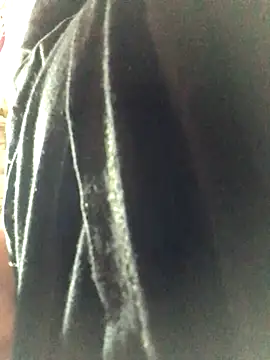 Snapshot of luzmelzinha chatting on September 2025 11:09:01 PM luzmelzinha online show from September 2025 11:09:01 PM