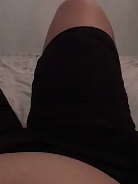 Snapshot of luzmelzinha chatting on September 2025 01:07:02 PM luzmelzinha online show from September 2025 01:07:02 PM