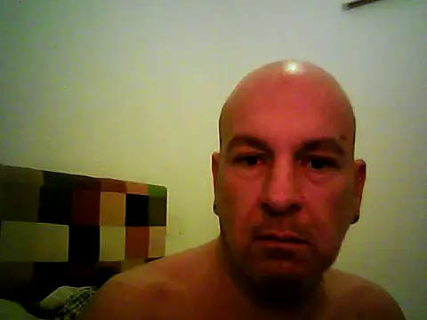 Snapshot of tuplaceroll chatting on October 2025 02:45:01 AM tuplaceroll online show from October 2025 02:45:01 AM