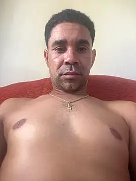 Snapshot of Reisy_HC chatting on October 2025 06:31:01 PM Reisy HC online show from October 2025 06:31:01 PM