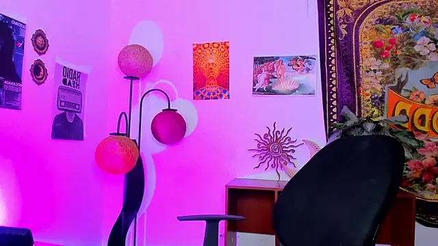 Raven luv online show from April 2026 02:35:01 AM