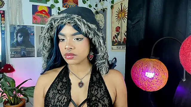 Raven luv online show from December 2025 12:10:02 AM