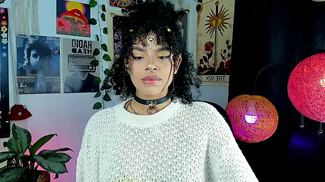 Raven luv online show from November 2025 11:38:01 PM