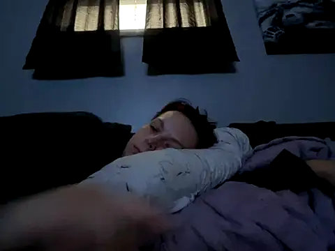 Snapshot of carynn chatting on October 2025 03:13:01 PM carynn online show from October 2025 03:13:01 PM