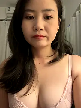 wly2028 online show from November 2025 12:43:02 PM