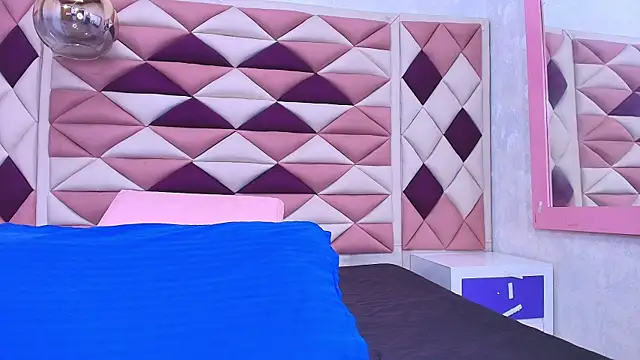 abbyrouss  online show from September 2025 03:12:02 AM