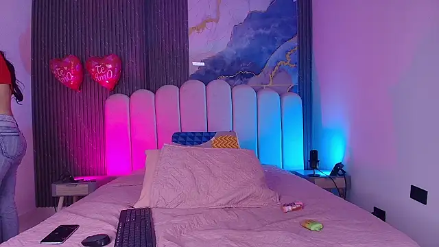 abbyrouss  online show from February 2026 03:04:01 AM