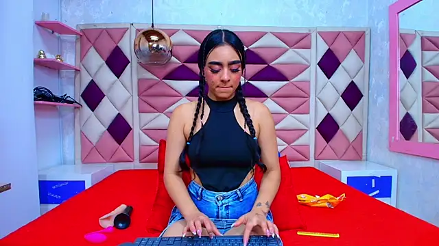 abbyrouss  online show from September 2025 03:07:02 AM