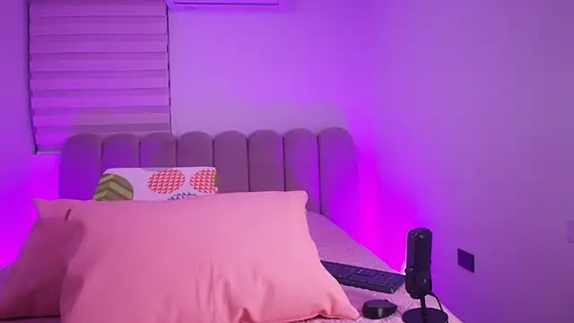 abbyrouss  online show from November 2025 03:07:01 AM