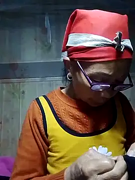 Snapshot of -Xuka-200 chatting on December 2025 10:25:02 AM -Xuka-200 online show from December 2025 10:25:02 AM