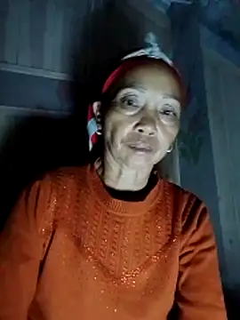 Snapshot of -Xuka-200 chatting on November 2025 01:15:02 PM -Xuka-200 online show from November 2025 01:15:02 PM