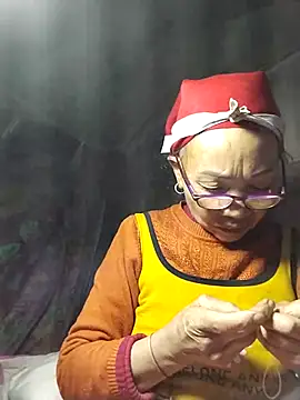 -Xuka-200 online show from January 2026 12:00:01 PM