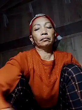 Snapshot of -Xuka-200 chatting on November 2025 11:14:01 AM -Xuka-200 online show from November 2025 11:14:01 AM