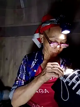 Snapshot of -Xuka-200 chatting on November 2025 12:31:02 PM -Xuka-200 online show from November 2025 12:31:02 PM