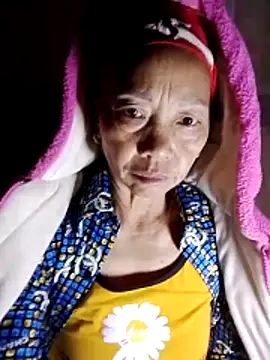 Snapshot of -Xuka-200 chatting on November 2025 12:11:02 AM -Xuka-200 online show from November 2025 12:11:02 AM