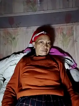 Snapshot of -Xuka-200 chatting on November 2025 11:20:02 PM -Xuka-200 online show from November 2025 11:20:02 PM