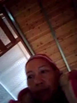 Snapshot of -Xuka-200 chatting on November 2025 12:44:01 AM -Xuka-200 online show from November 2025 12:44:01 AM