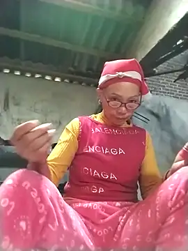 -Xuka-200 online show from December 2025 01:16:01 AM