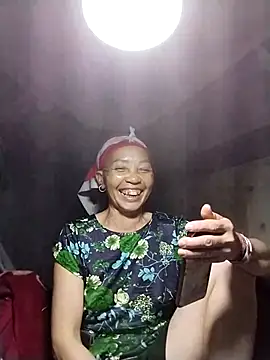 -Xuka-200 online show from April 2026 01:18:01 PM