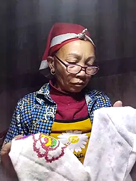 -Xuka-200 online show from February 2026 02:13:02 PM