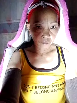 Snapshot of -Xuka-200 chatting on November 2025 10:32:01 PM -Xuka-200 online show from November 2025 10:32:01 PM