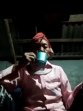 Snapshot of -Xuka-200 chatting on October 2025 02:05:01 PM -Xuka-200 online show from October 2025 02:05:01 PM