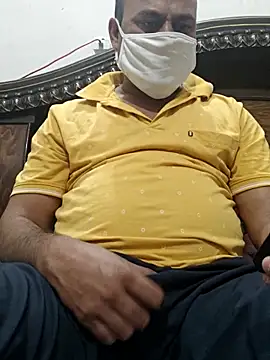 Snapshot of Famit025 chatting on February 2026 12:38:02 PM Famit025 online show from February 2026 12:38:02 PM