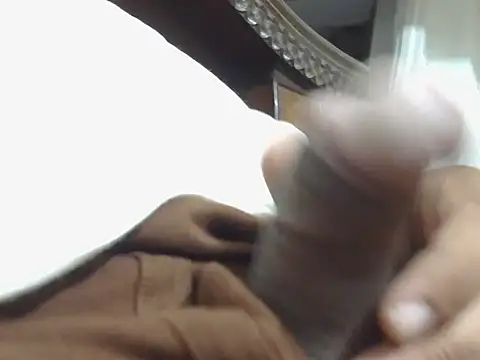 Famit025 online show from July 2026 06:52:02 PM