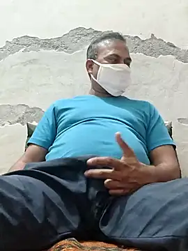 Famit025 online show from March 2026 07:37:01 PM