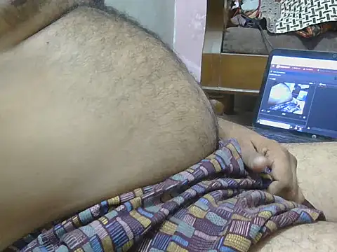 Famit025 online show from July 2026 07:13:02 PM