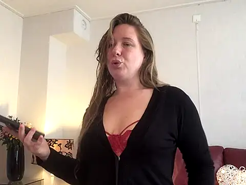 MazySunny online show from November 2025 08:59:02 AM