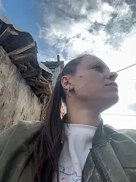 Jessie Queen 1 online show from October 2025 10:25:02 AM