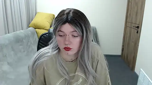 Nika Snow online show from October 2025 08:06:02 AM
