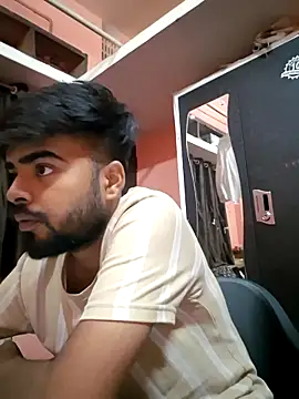 soniriyaa010101 online show from April 2026 11:49:01 AM