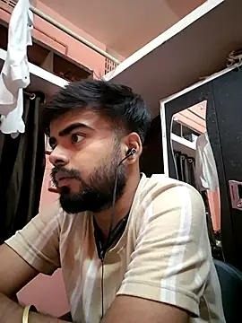 soniriyaa010101 online show from April 2026 08:02:01 PM