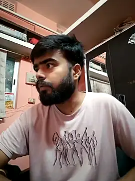 soniriyaa010101 online show from December 2025 02:43:02 PM