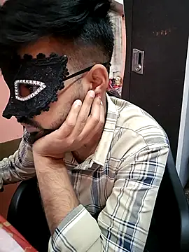 soniriyaa010101 online show from February 2026 11:18:02 AM