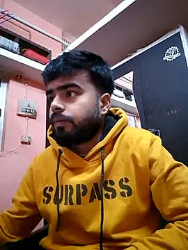 soniriyaa010101 online show from December 2025 01:12:02 PM