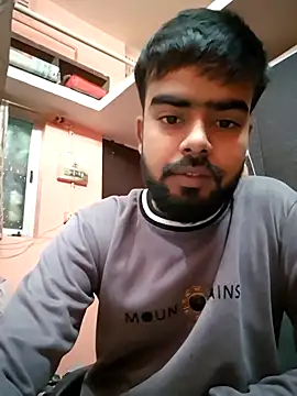 soniriyaa010101 online show from December 2025 10:39:01 AM