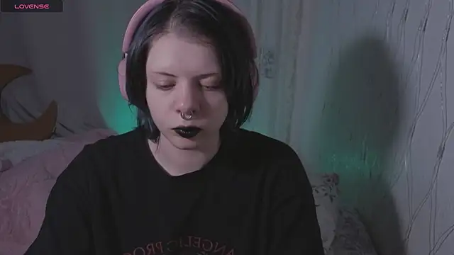 Alice Zev online show from May 2026 06:05:02 PM