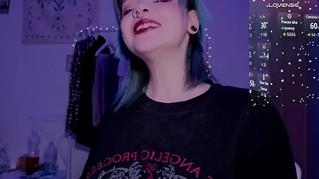 Alice Zev online show from December 2025 10:24:01 PM