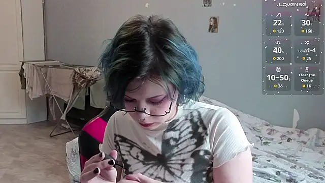 Alice Zev online show from November 2025 11:47:01 AM