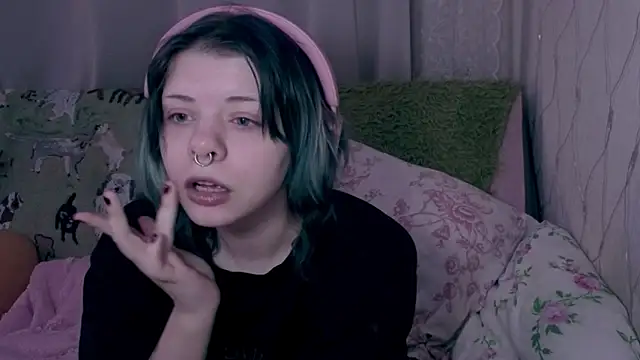 Alice Zev online show from April 2026 02:40:02 AM