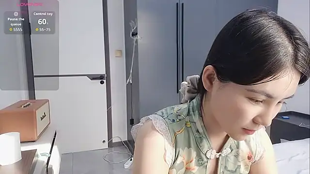 luckckcj online show from October 2025 01:39:02 AM