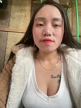 chipp-bong online show from February 2026 12:23:01 AM