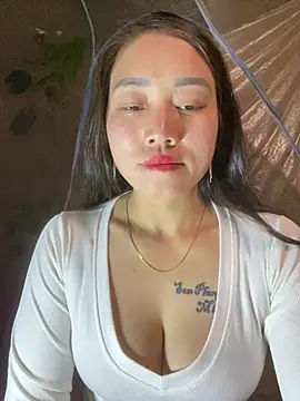 chipp-bong online show from February 2026 01:47:01 AM