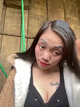 chipp-bong online show from December 2025 01:33:01 AM