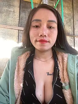 chipp-bong online show from November 2025 01:28:01 AM