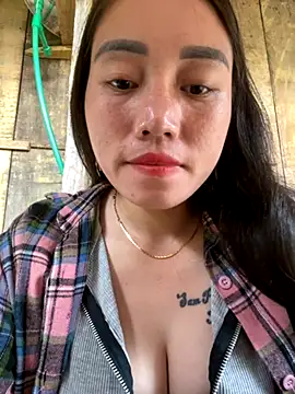chipp-bong online show from October 2025 12:35:02 AM